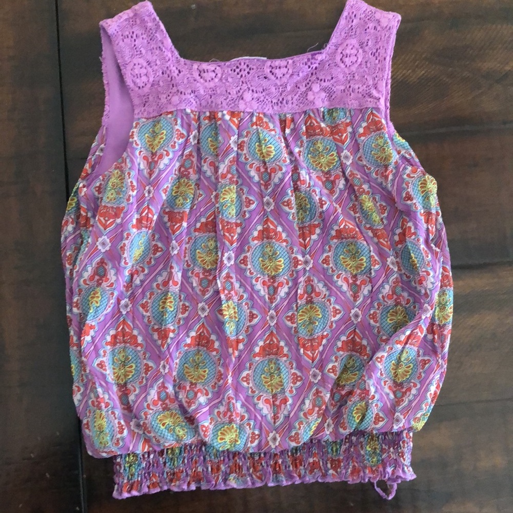 DSigned sleeveless tops - Picture 9 of 13